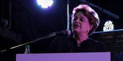 Dilma Rousseff lidera sondeo para ser elegida senadora en Brasil