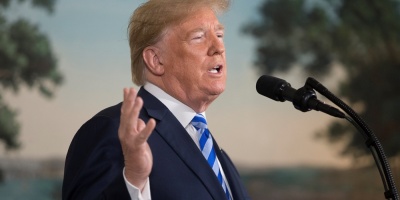 Trump acusa a las redes sociales de censurar la voz de "millones de personas"