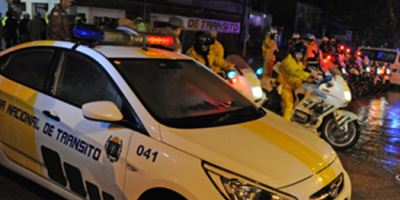 Ms de 400 efectivos y unos 100 mviles participan del operativo por la Noche de la Nostalgia
