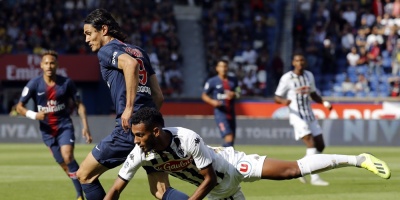 Cavani, Neymar y Mbappe propician la victoria del PSG ante el Angers