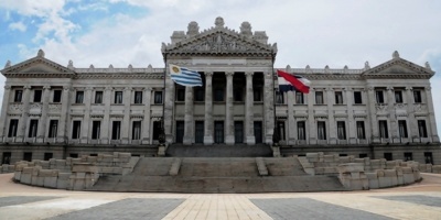 Legisladores coinciden en que Uruguay est� mejor preparado que en 2002, ante la crisis en Argentina