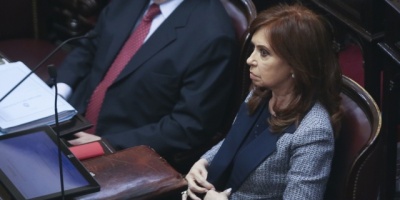 Tribunal argentino ordena citar a Fern�ndez en causa por lavado de dinero