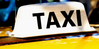 Viaje en tax�metro podr� pagarse con tarjetas de d�bito y cr�dito