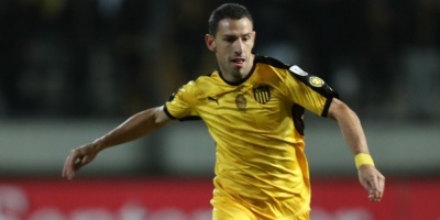 El l�der Pe�arol enlaza quinto triunfo pero Nacional le sigue a un punto