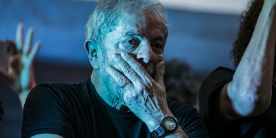 La Justicia proh�be propagandas en las que Lula a�n aparec�a como candidato