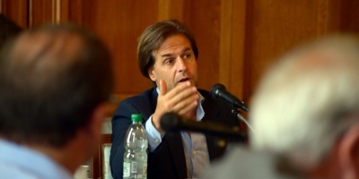 Crisis financiera en Argentina afectar� notoriamente a Uruguay, seg�n Lacalle Pou