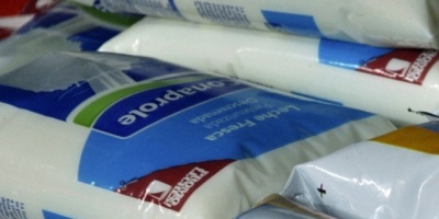 Industria L�ctea firm� acuerdo con sector empleador