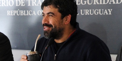 Andrade fue propuesto por el PCU como precandidato