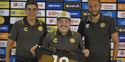 Maradona promete que arropar� a los Dorados como a un ni�o en sus brazos