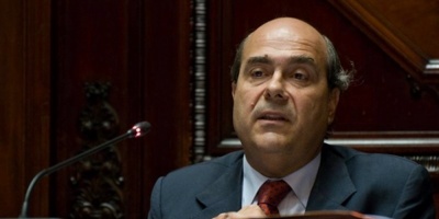 Sanci�n a Manini no debi� aplicarse mientras estaba en el extranjero, seg�n diputado Abdala