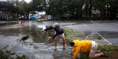 La llegada de Florence desborda r�os y anega viviendas en el sureste de EEUU