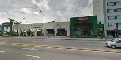 Clientes y dirigentes de FUECYS se enfrentaron en el marco de un trancazo a un supermercado