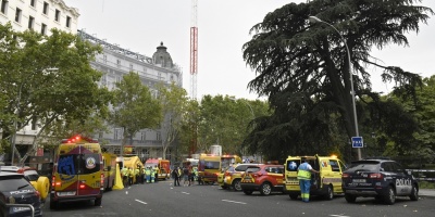 Pericias tras el derrumbe de obras en el hotel Ritz de Madrid, que dejaran un muerto y once heridos