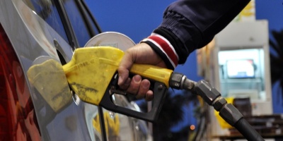 Murro recibir� a transportistas y comienza a normalizarse abastecimiento de combustible