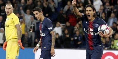 El PSG de Cavani cay� ante Liverpool 