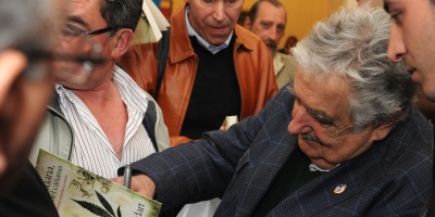 Mujica defendi� el trabajo hecho por la regulaci�n de la marihuana y pidi� respeto "aunque no convenza"