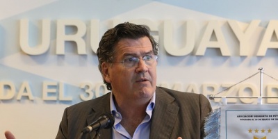 Clubes acuerdan elaborar nuevo estatuto para adecuar AUF a FIFA