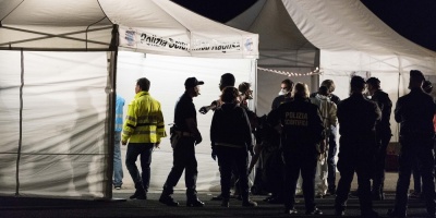 Italia aprueba un decreto que limita la protecci�n humanitaria de inmigrantes