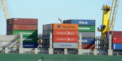 Las exportaciones cumplen cinco ca�das mensuales consecutivas