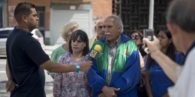 Empleados venezolanos siguen en protesta por "violaci�n" de contratos