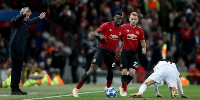 Valencia arranca un empate en Old Trafford y mantiene sus opciones