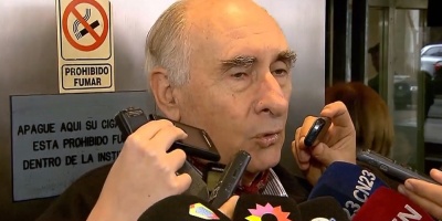 El ex presidente argentino De la R�a, estable tras un infarto de miocardio