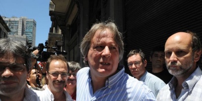 Lorenzo dijo que renunciar�a a sus fueros si la Justicia lo citara por el caso PLUNA