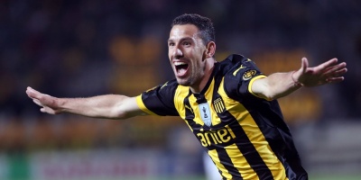 El argentino Maximiliano Rodr�guez le da el t�tulo del Clausura al Pe�arol 
