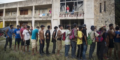 Militarizaci�n de fronteras no disuade inmigrantes ni caravanas, recuerda OIM
