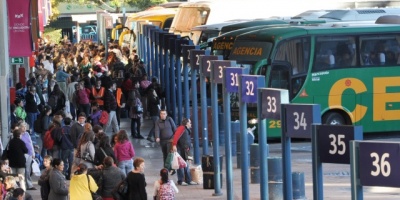 Fin de semana largo: Cerca de 50 mil personas pasaron por  la Terminal de Tres Cruces