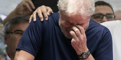 Ex presidentes de Odebrecht confirman haber financiado obras en casa de Lula