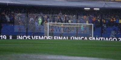 Suspendieron la final de libertadores entre Boca-River
