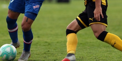 Pe�arol Bicampe�n del Torneo Uruguayo