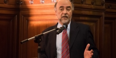 Mieres lanza la pre-candidatura por el Partido Independiente