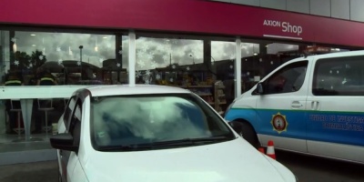 Cuatro delincuentes intentaron explotar otro cajero automtico