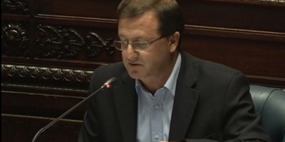 Sectores del FA estudian posible sancin a senador De Len