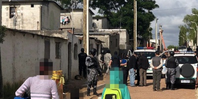 Operativo policial en Los Palomares termina con 7 detenidos