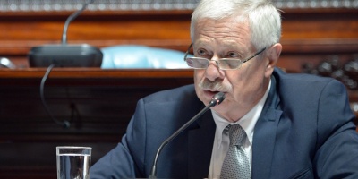 Basso ser convocado al Parlamento por caso de leishmaniasis