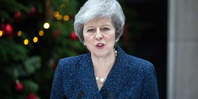 May dice que luchar con todas sus fuerzas en proceso para sacarla del poder