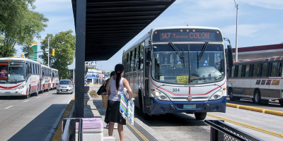 Un paro general de 24 horas afecta a todo el transporte a nivel nacional