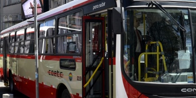 Pasajero agredi a una conductora luego de que le anunciara el aumento del boleto