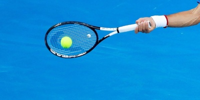 Australia: Mayer avanza y Pella tropieza en el estreno