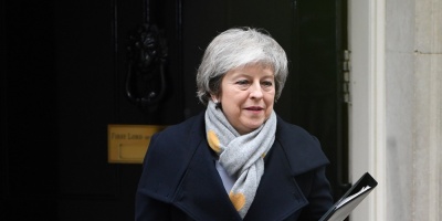 Parlamento rechaz acuerdo del "brexit" y presentaron mocin de censura contra May