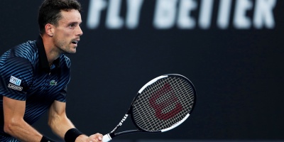 Bautista no afloja y elimina a Khachanov en tercera ronda