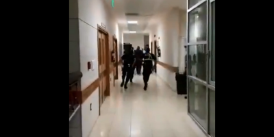 Familiares de un hombre que falleci en el hospital Pasteur generaron destrozos