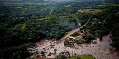 Ya son 9 los muertos y 300 los desaparecidos por la rotura de presa en Brasil
