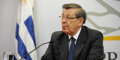 Con llamado a elecciones en Venezuela y apertura a la ayuda humanitaria, comenz primera negociacin internacional de Montevideo