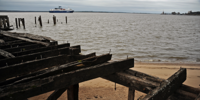 Transporte busca reconstruir el muelle del ex frigorfico Anglo