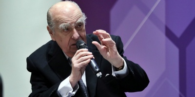 Sanguinetti advirti que "no vienen tiempos fciles" para Uruguay