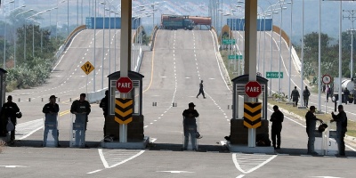 Denuncian que Gobierno de Maduro reforz bloqueo a puente fronterizo